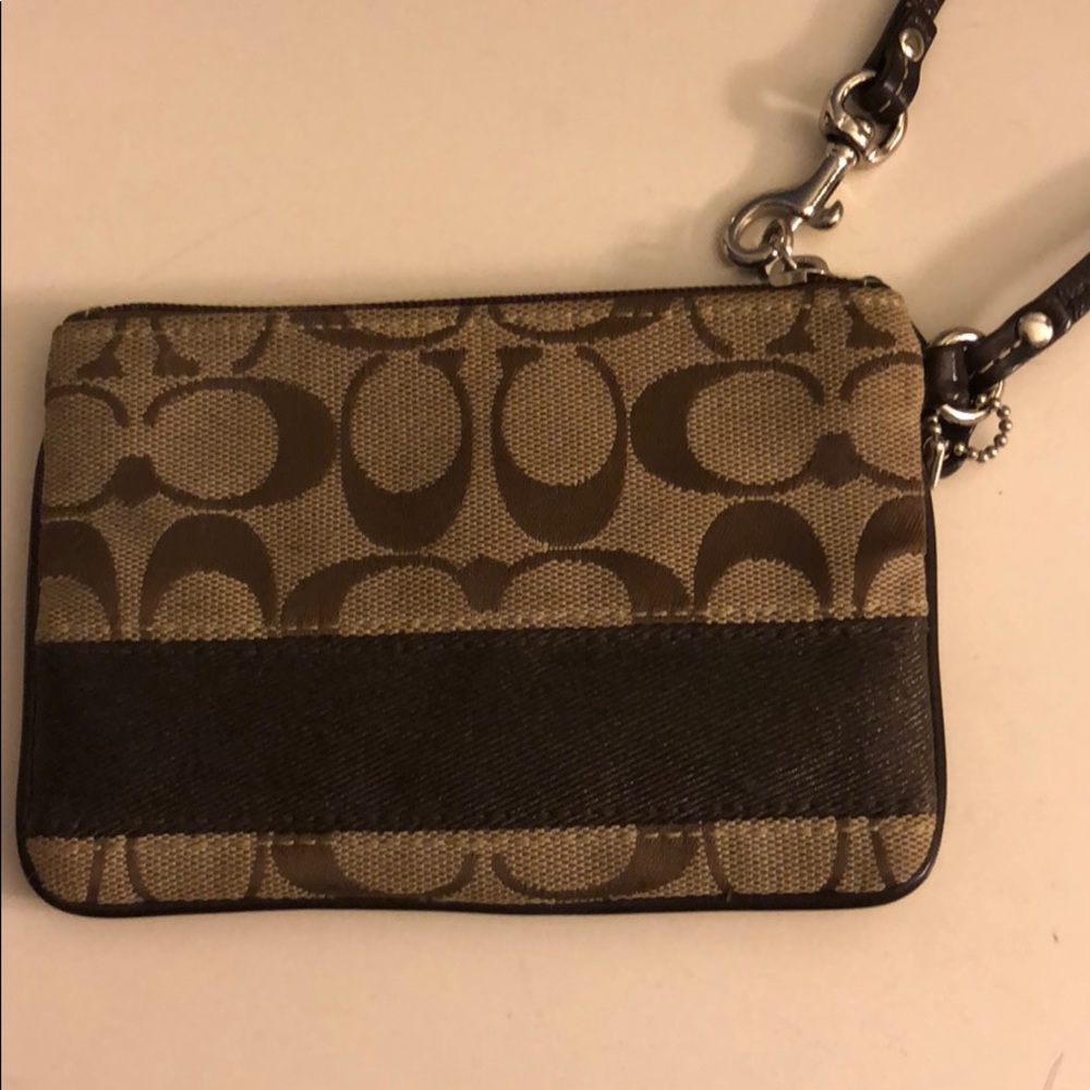 Coach wristlet - Picture 2 of 2